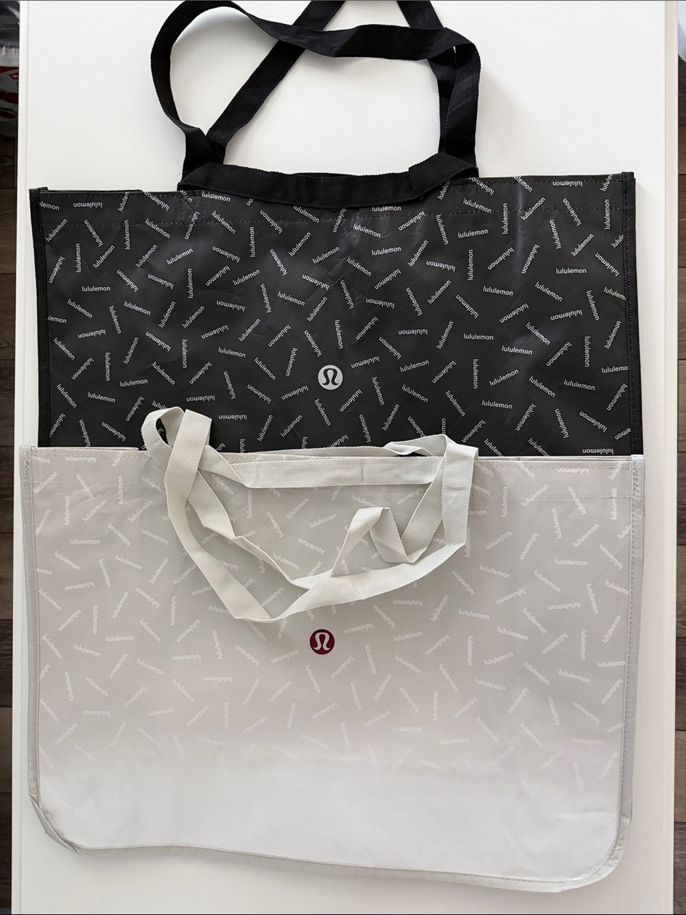 Lululemon - Set of 2 XL Reusable Jumbo Shopping Totes - EUC